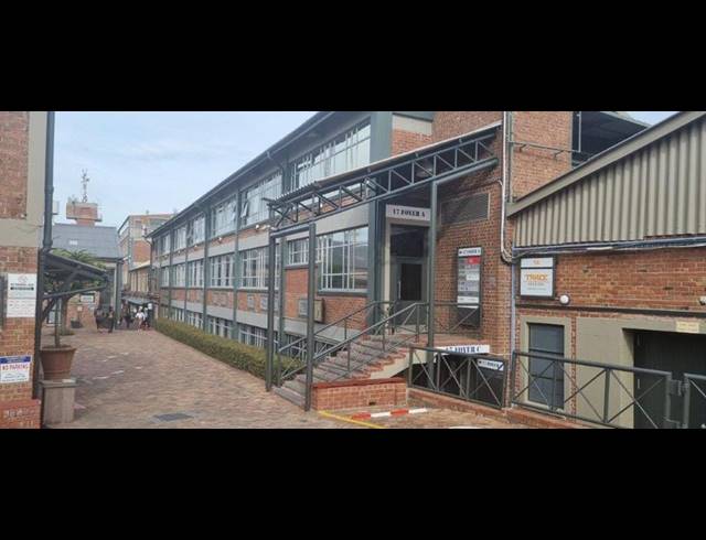 BUSINESS PROPERTY TO RENT IN MOWBRAY